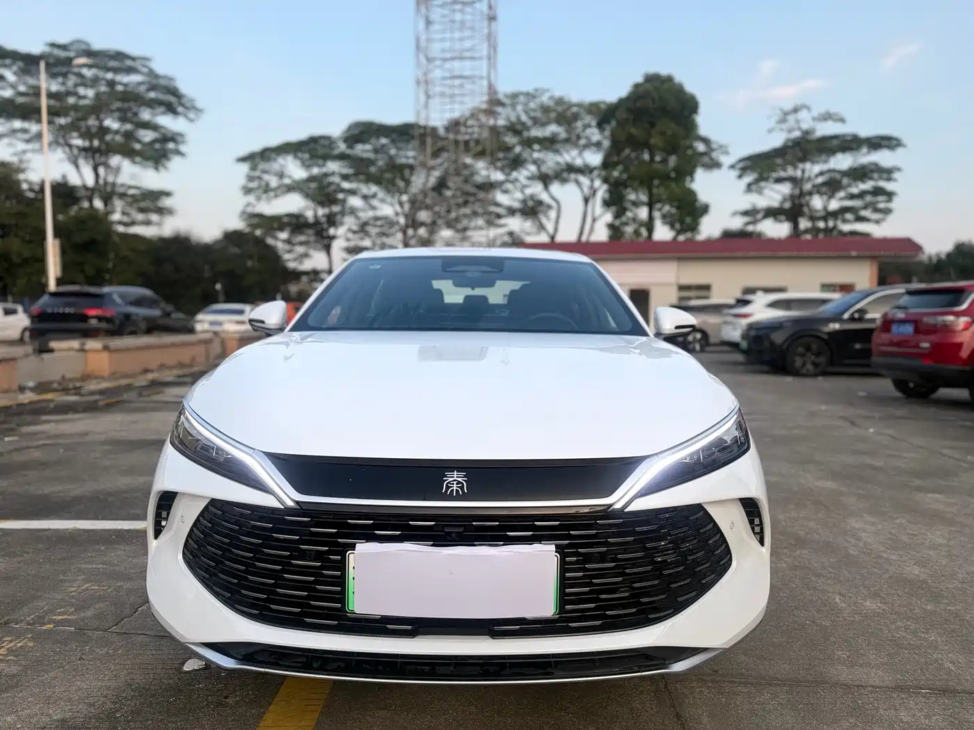 BYD Qin L 2026 2026 Model DM-i 210KM Superior Edition