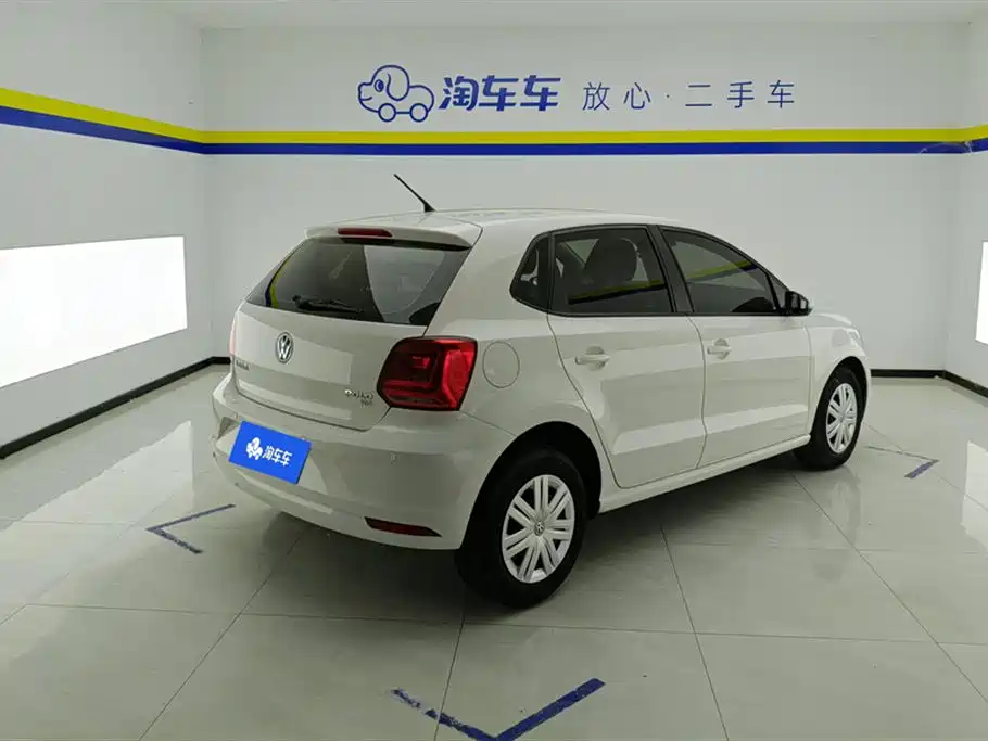 Volkswagen Polo 2018 1.5L Manual Safe Drive фото 3