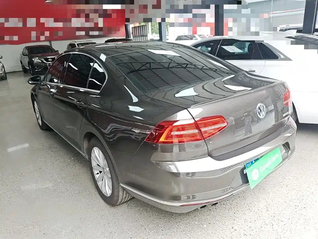 Volkswagen Magotan 2018 330TSI DSG Leading фото 5