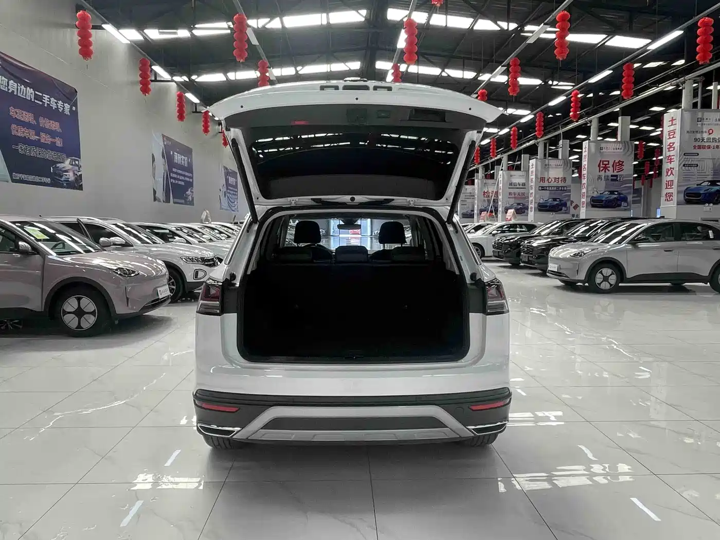 Volkswagen Tayron 2023 280TSI 2WD Luxury Plus Advanced Edition фото 15