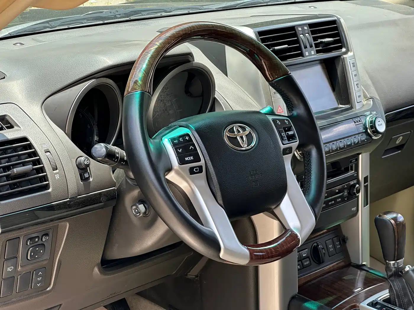 Toyota Prado 2010 4.0L Automatic VX NAVI фото 7