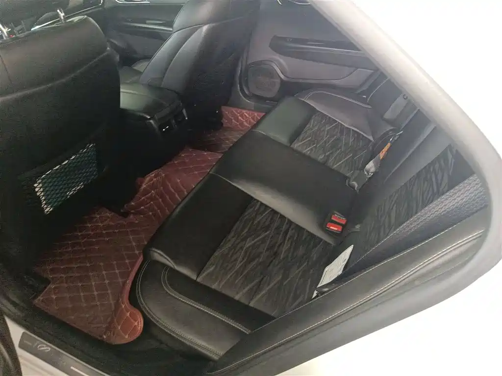 Cadillac ATS-L 2017 28T Technology фото 17