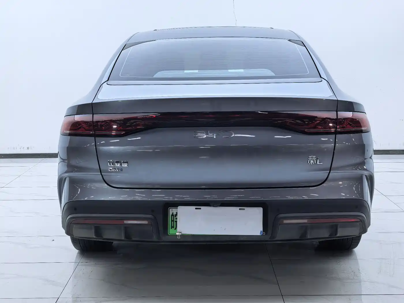 BYD Qin L 2024 DM-i 120KM Leading фото 8