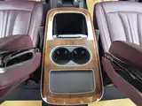 Фото 9 - Hongqi HQ9