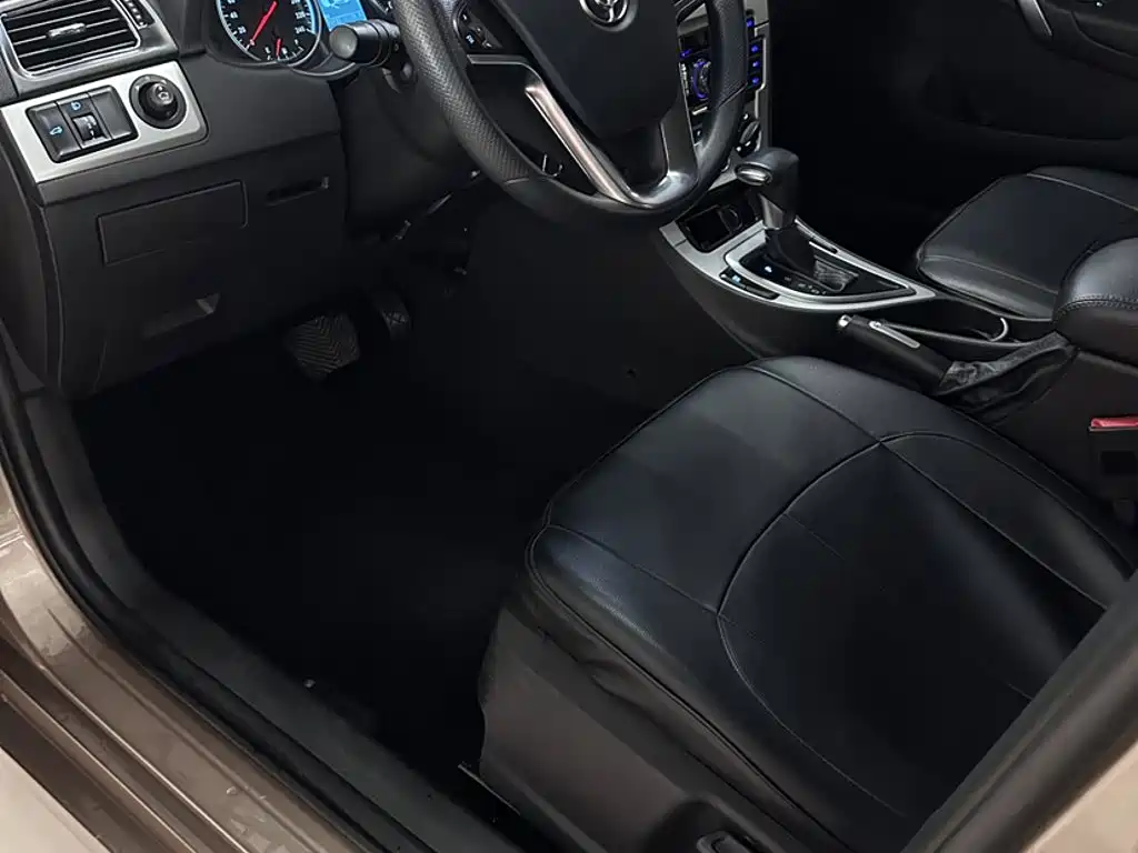 Zhonghua H530 2020 2017 1.6L Automatic Comfort