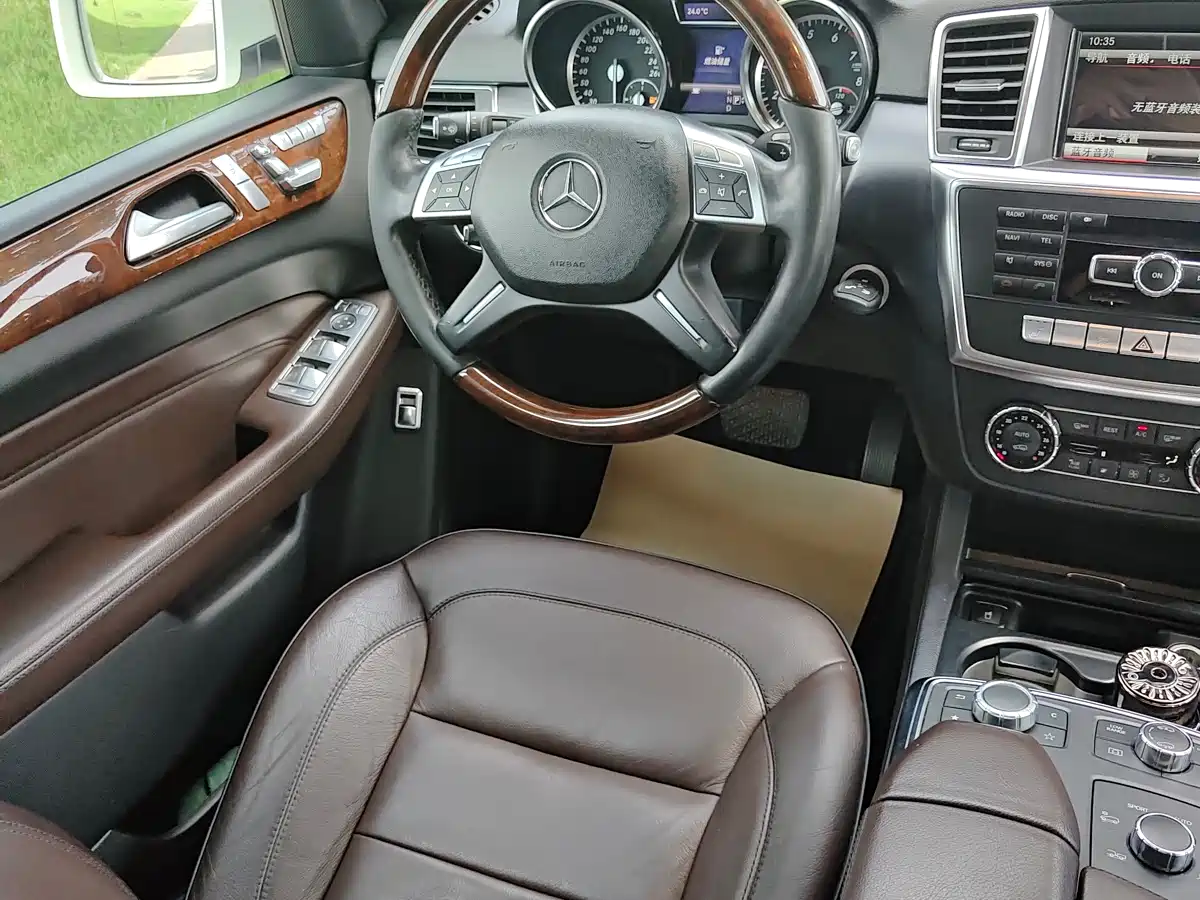 Mercedes-Benz M-Class 2012 Model ML 350 Luxury фото 17