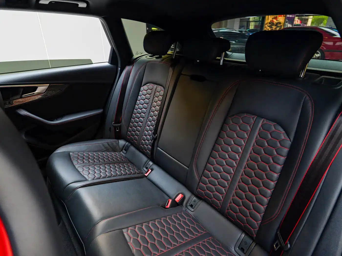 Audi RS 4 2021 RS4 Avant Obsidian Edition фото 18