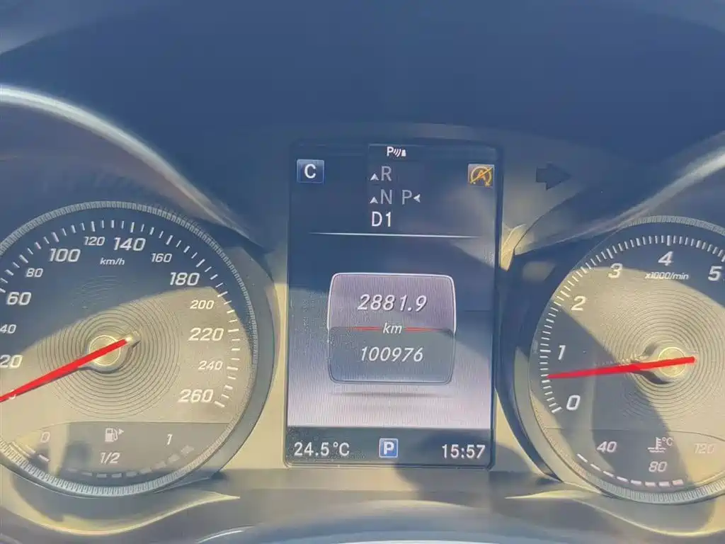 Mercedes-Benz C-Class 2016 C 180 L фото 3