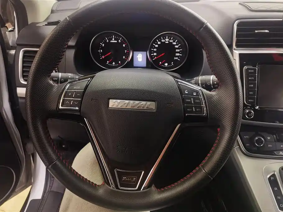 Haval M6 2019 1.5T DCT 2WD Elite Version China V фото 15