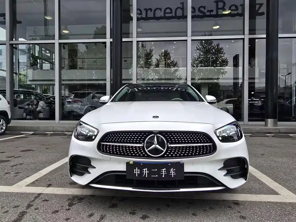 Mercedes-Benz E-Class 2021 E 260 L Sport фото 2