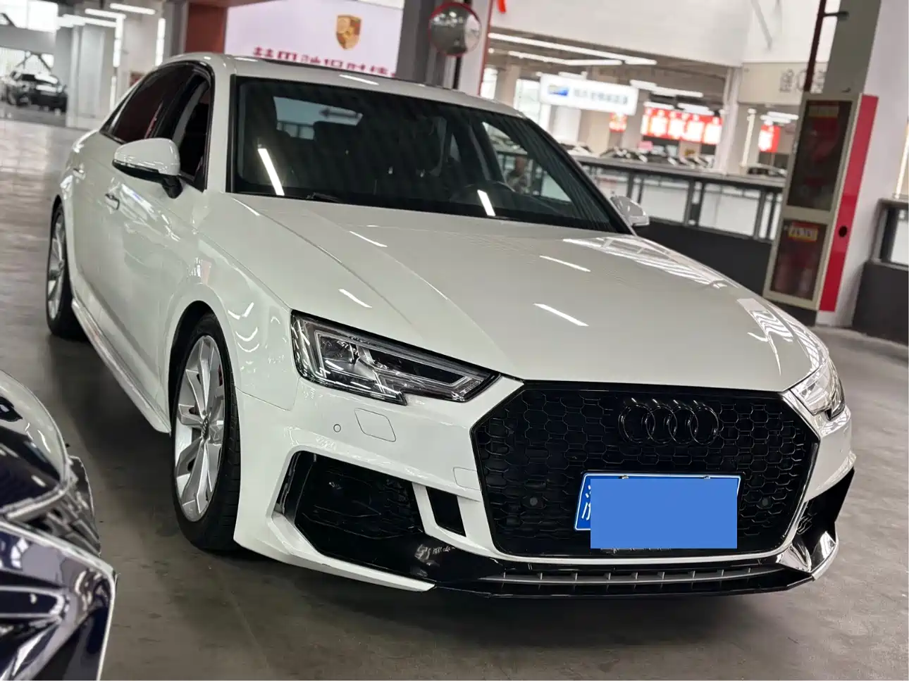 Audi A4L 2018 30th Anniversary 40 TFSI Fashion фото 3