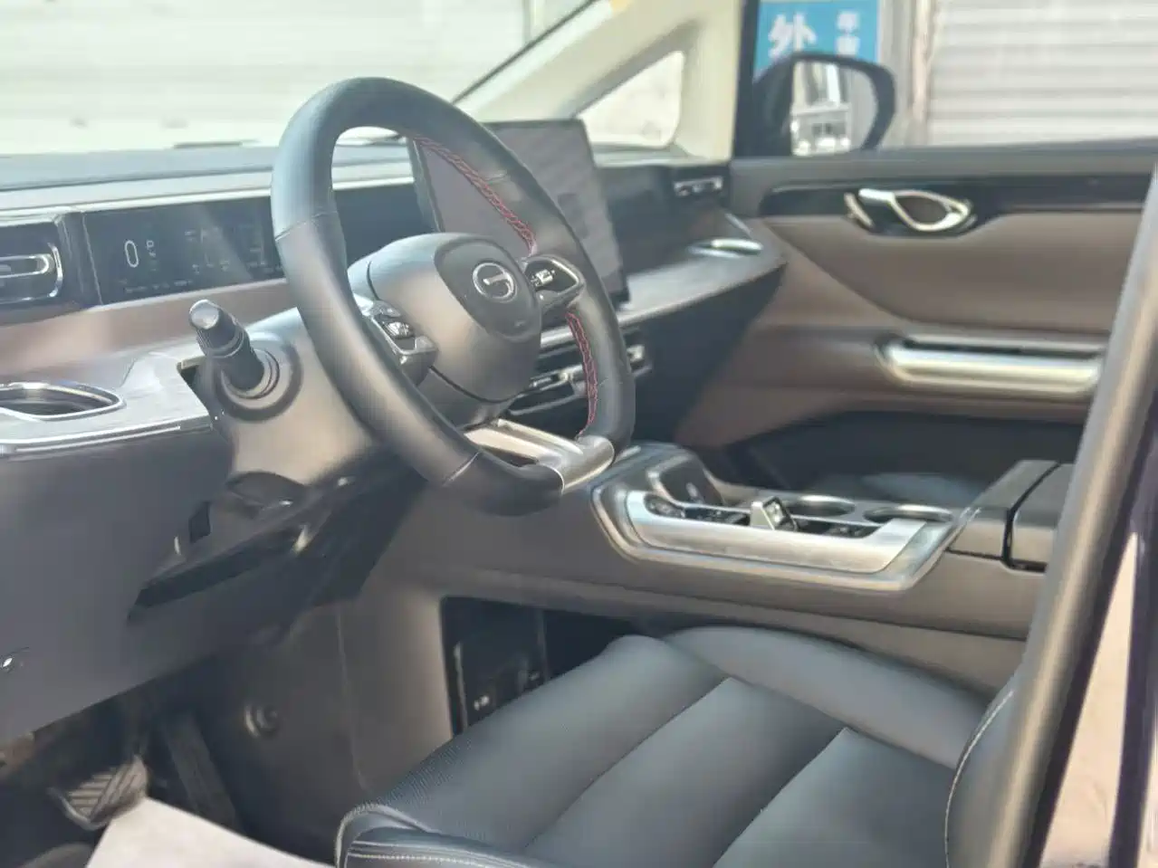 GAC Trumpchi Trumpchi E8 NEV 2024 Model 150km MAX фото 4