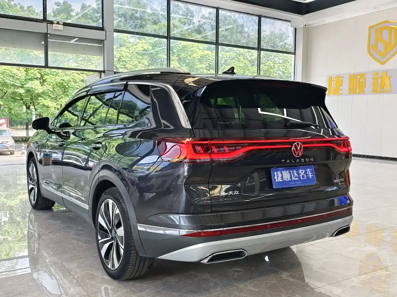 Volkswagen Talagon 2023 380TSI 4WD Luxury Pro Edition фото 16