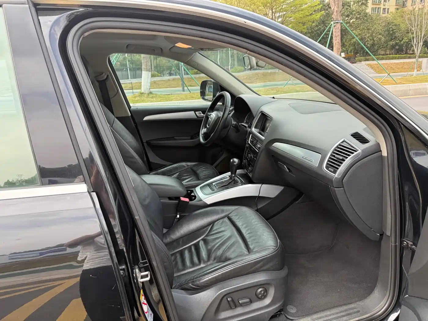 Audi Q5 2012 2.0TFSI Luxury фото 15