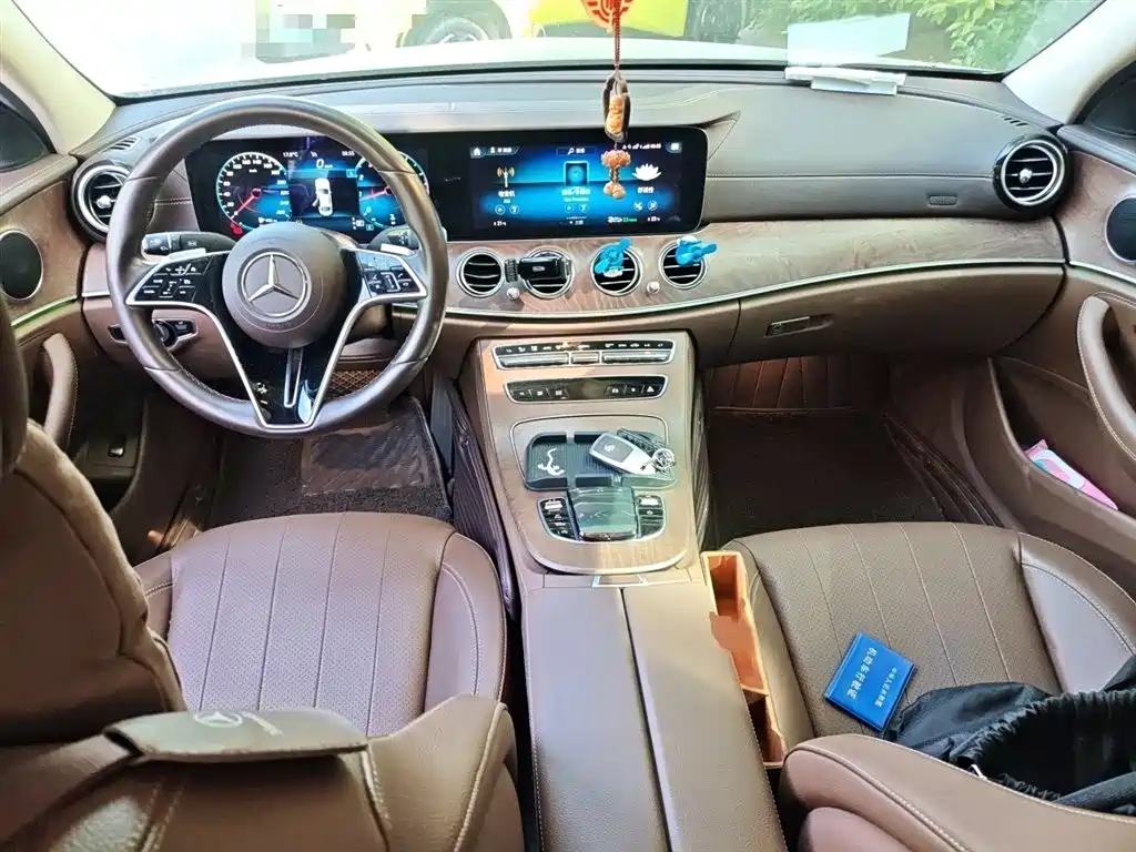 Mercedes-Benz E-Class 2021 E 300 L Fashion фото 13