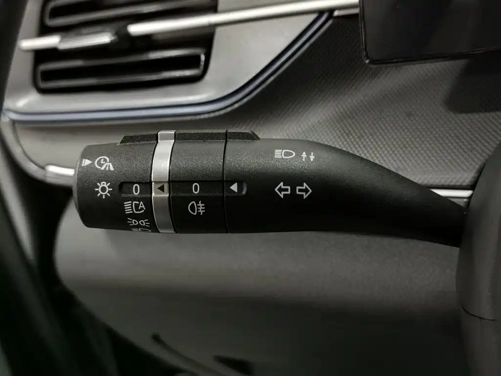 BYD Destroyer 05 2024 Glory Edition DM-i 55KM Luxury фото 21