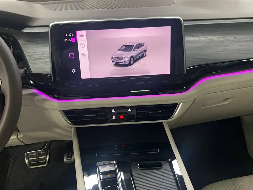Volkswagen Viloran 2022 380TSI Premium Edition фото 5