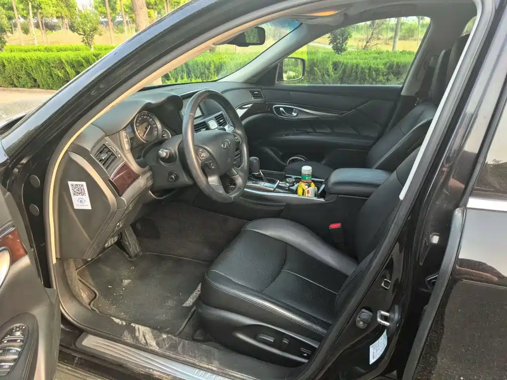 Infiniti Q70 2014 2013 Q70L 2.5L Comfort