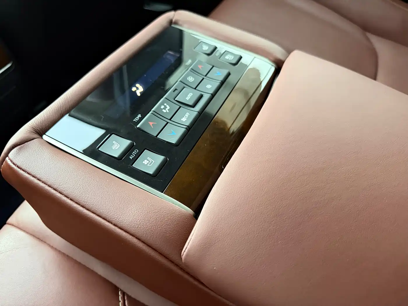 Lexus LX 2017 570 Prestige Luxury фото 23