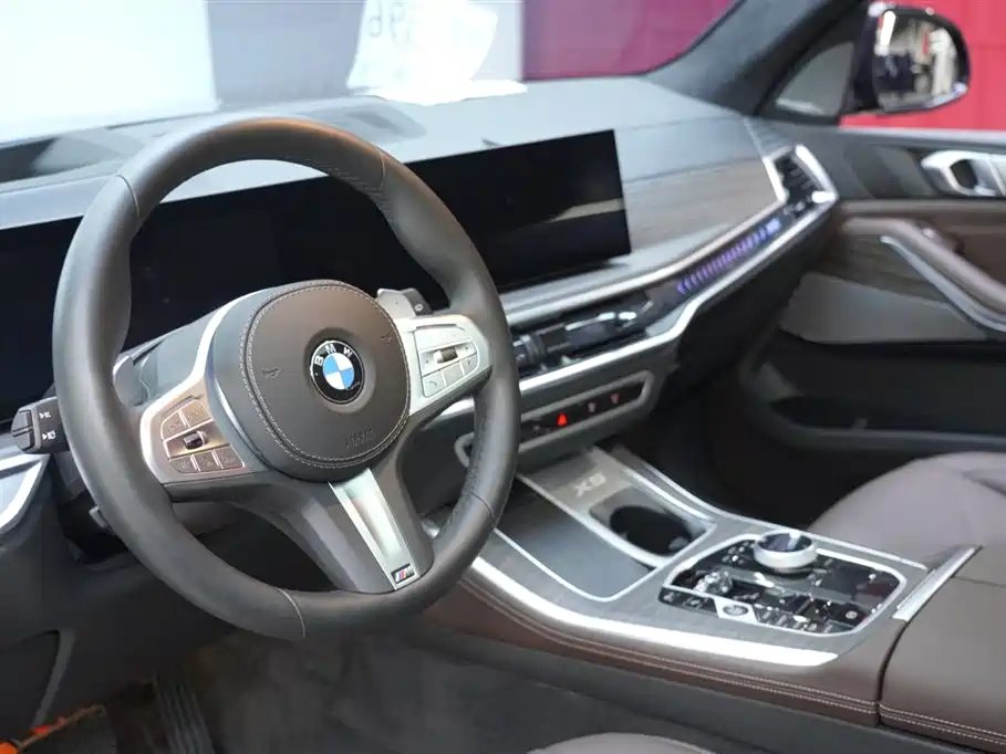 BMW X5 2023 xDrive 40Li M Sport Black Night Package фото 7