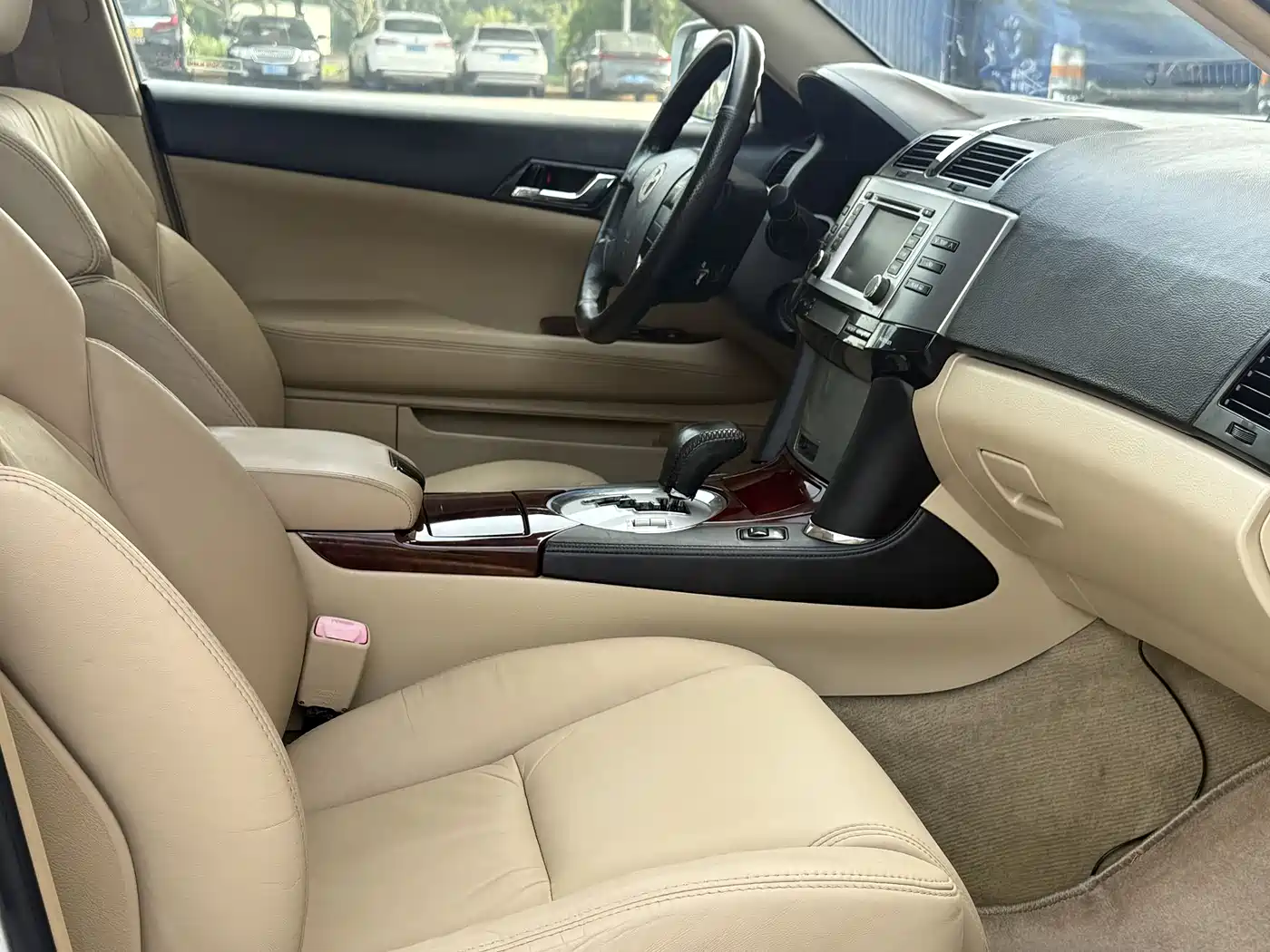 Toyota Reiz 2008 2.5S Special Commemorative Edition фото 16