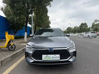 BYD e2