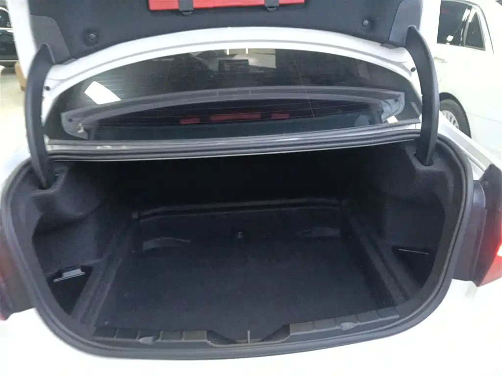 BMW 1 Series 2020 Model 125i Leading M Sport Package фото 19