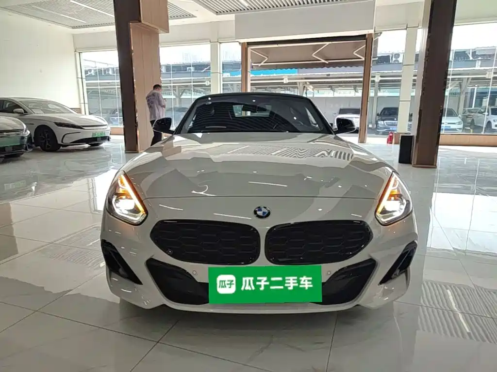 BMW Z4 2023 2023 sDrive 25i M Sport Shadowline Package