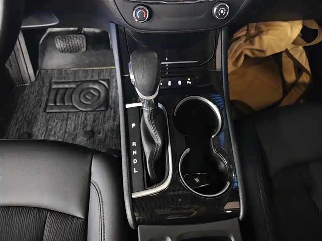 Buick Verano 2017 Sedan 20T DCT Leading фото 14
