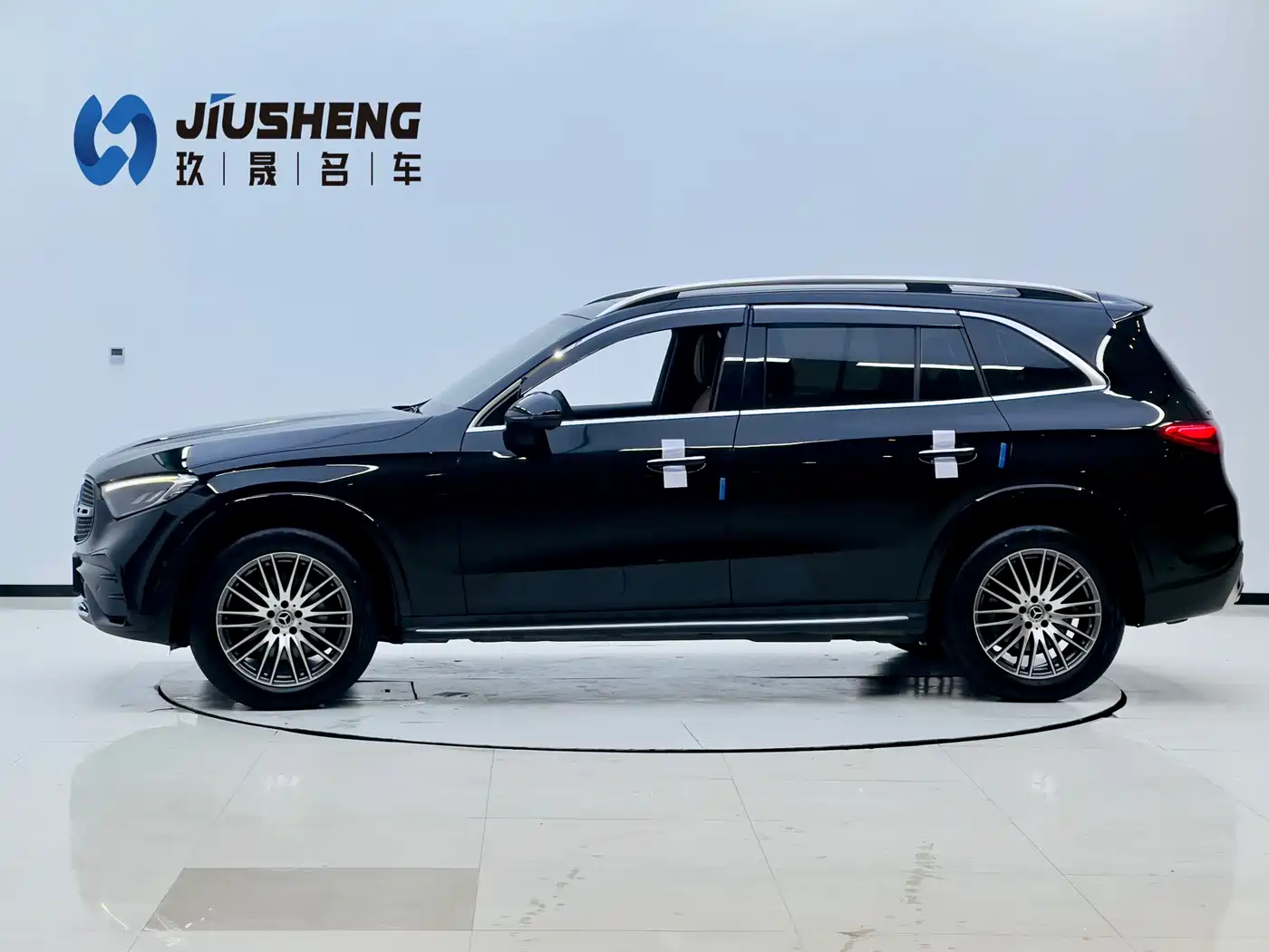 Mercedes-Benz GLC 2025 GLC 300 L 4MATIC Dynamic 5-seater фото 3