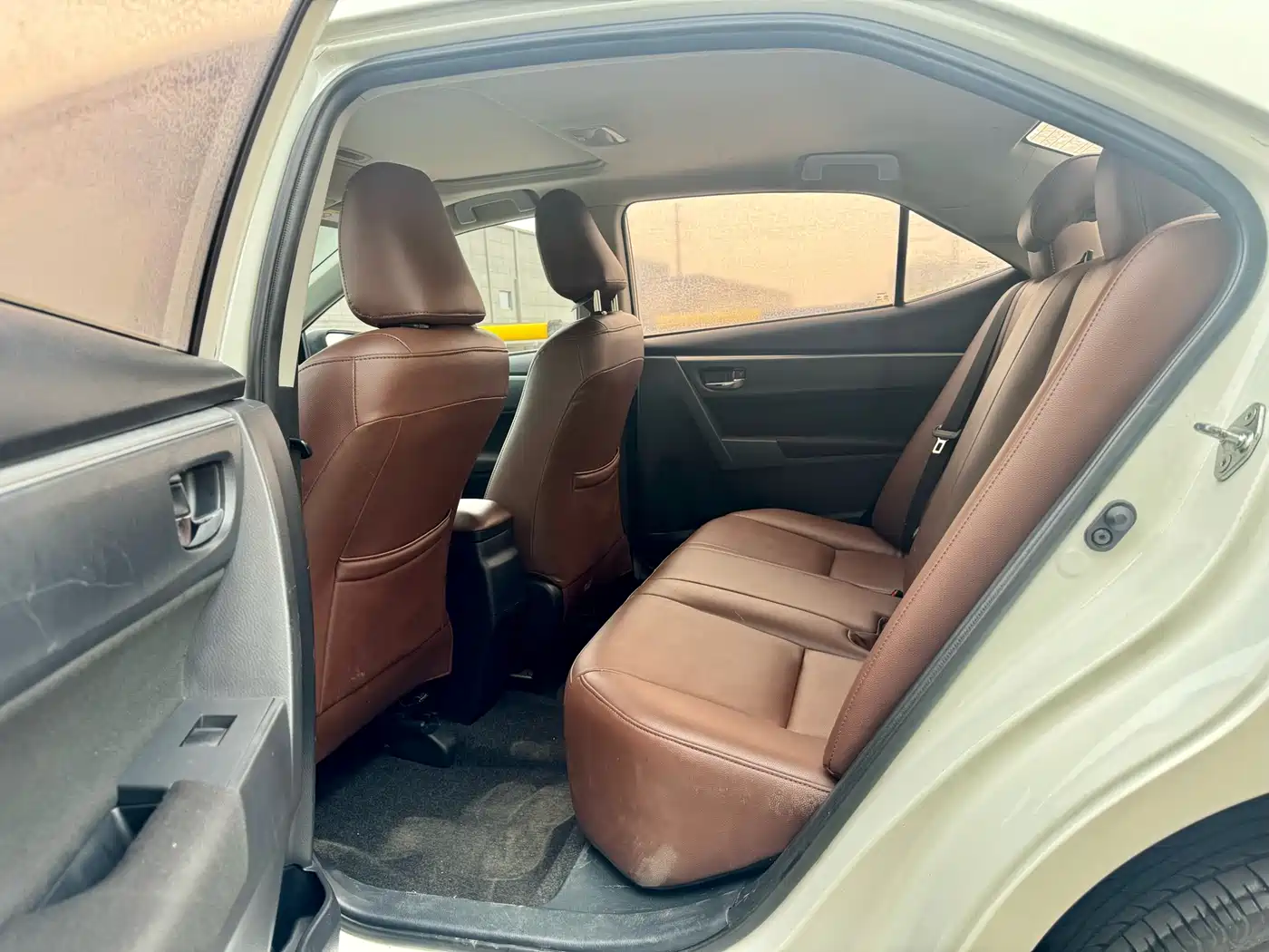 Toyota Levin 2016 1.6G CVT Elite Edition фото 9
