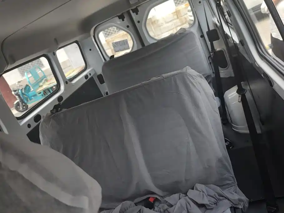 Wuling Motors Wuling Yangguang 2026 2026 Model 330km Passenger Van Comfort Version