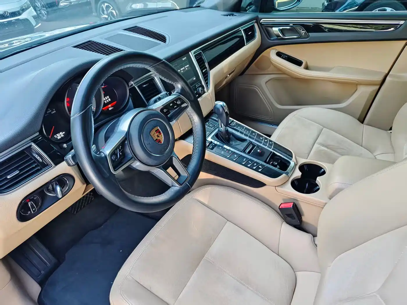 Porsche Macan 2017 Macan S 3.0T фото 10