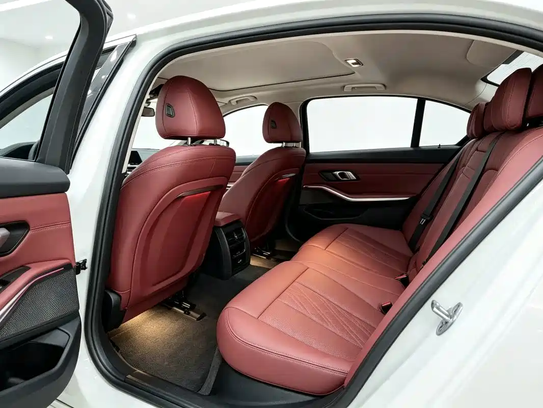 BMW i3 2025 2026 eDrive 35 L