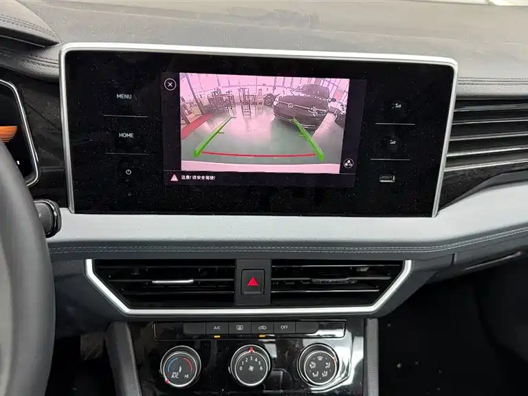 Volkswagen Sagitar 2024 200TSI DSG Flying Edition фото 11