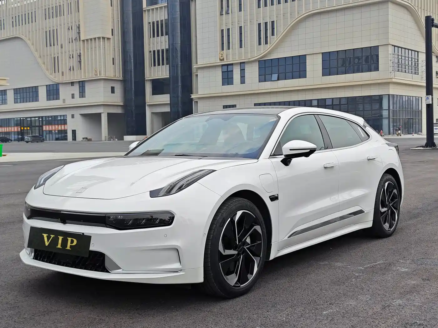 ZEEKR EXTREME KRYPTON 001