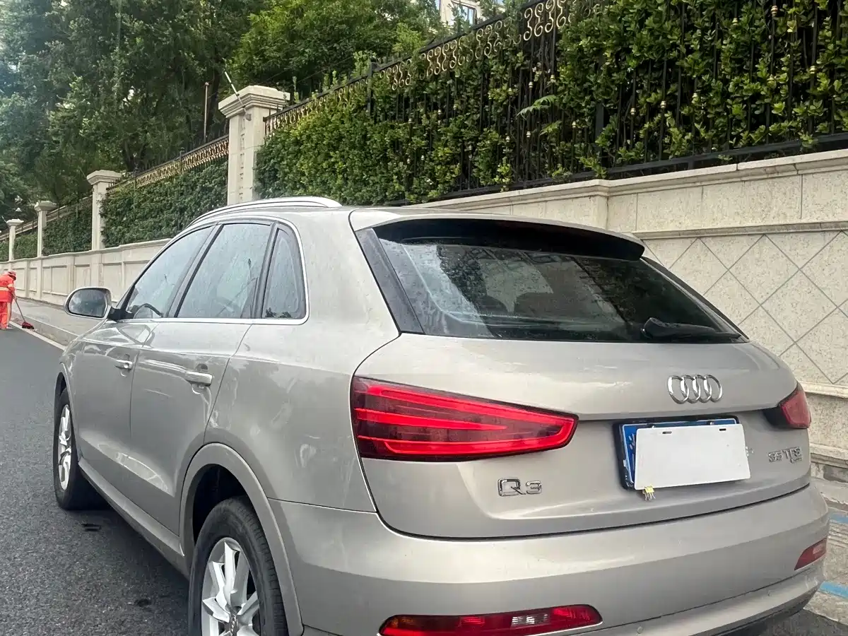 Audi Q3 (Import) 2013 2012 35 TFSI quattro Comfort