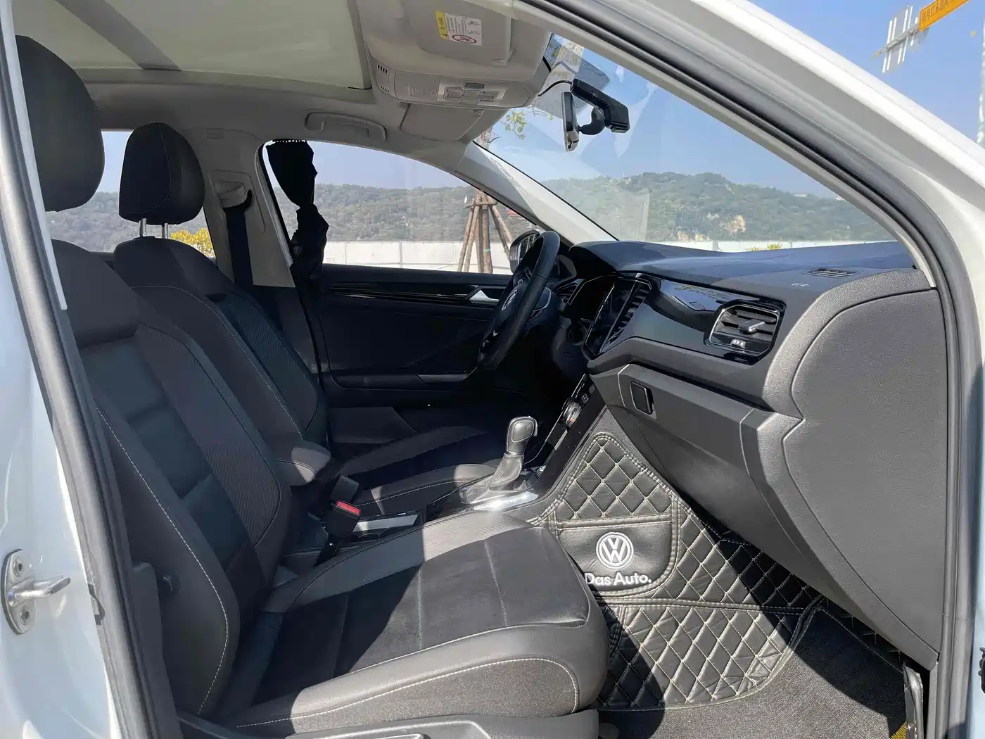 Volkswagen T-ROC 2022 280TSI DSG 2WD Comfort PLUS фото 7
