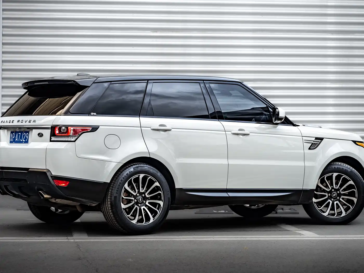 Land Rover Range Rover Sport фото 3