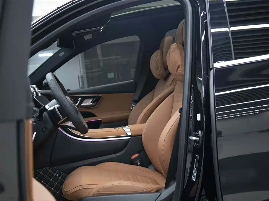 Mercedes-Benz GLC 2025 Model Year GLC 260 L 4MATIC Luxury фото 18