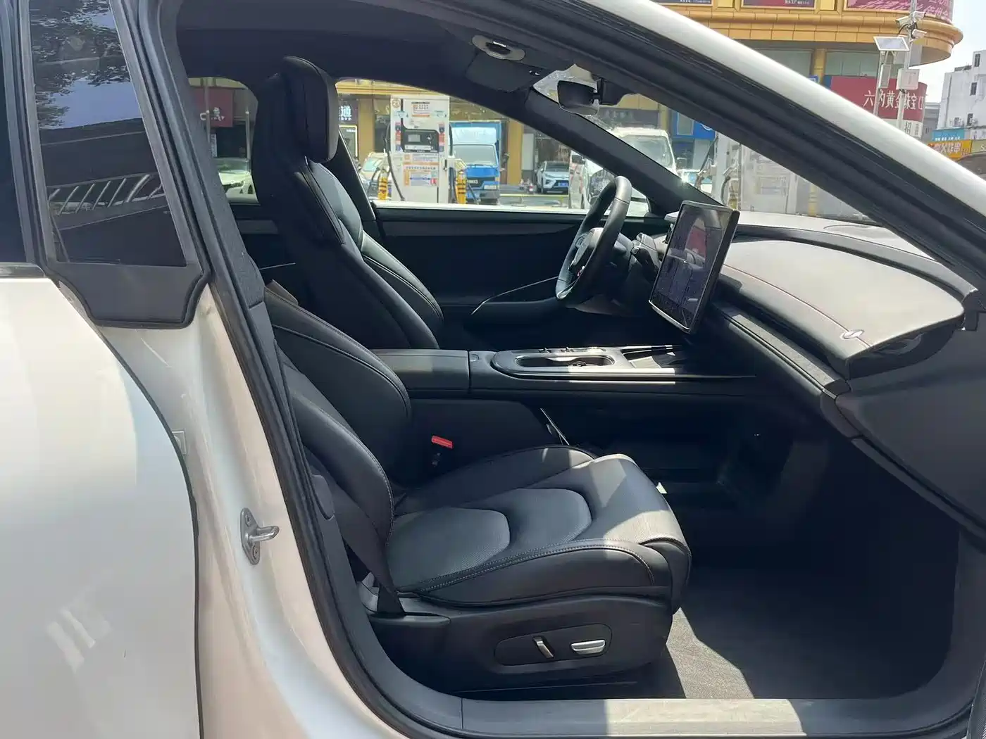 XIAOMI CAR XIAOMI SU7