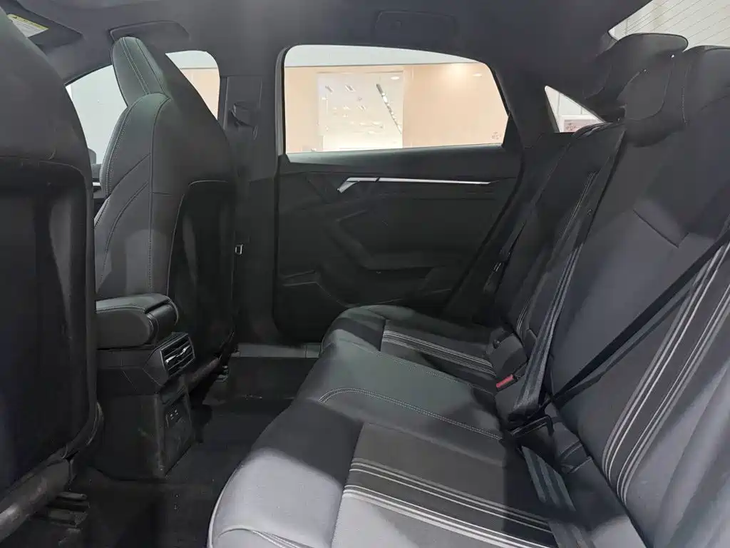 Фото 8 - Audi A3