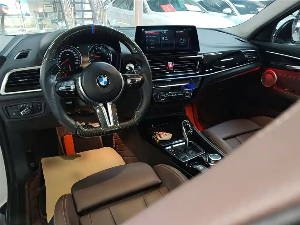 BMW 1 Series 2022 125i M Sport Shadow Edition фото 10