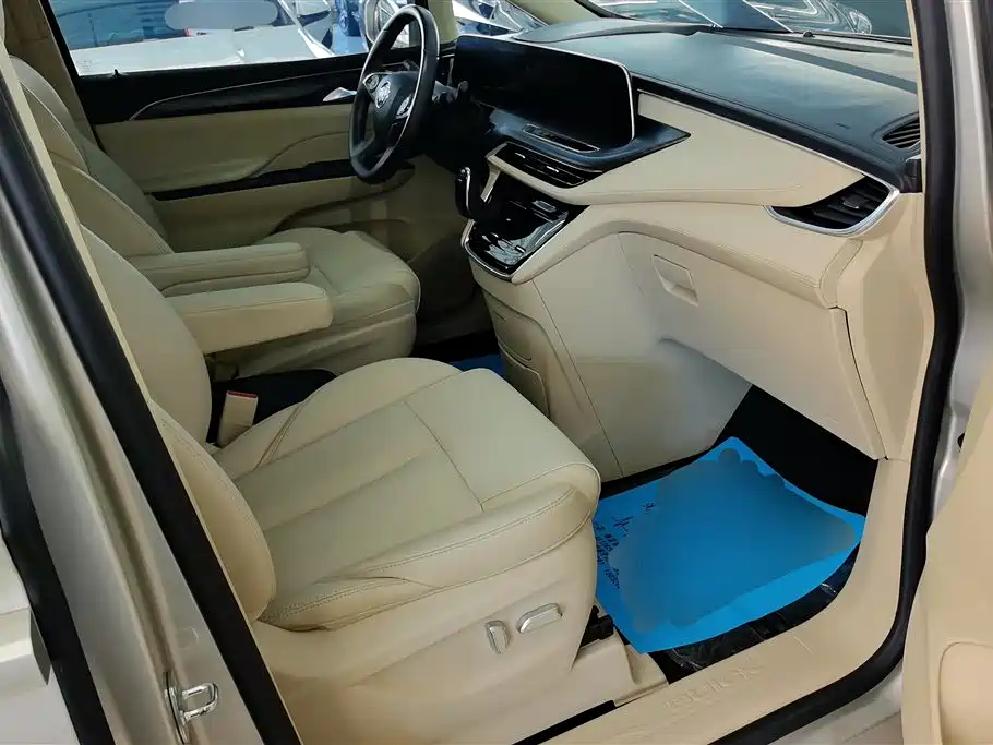 Buick GL8 2023 ES Landmaster Exclusive фото 8