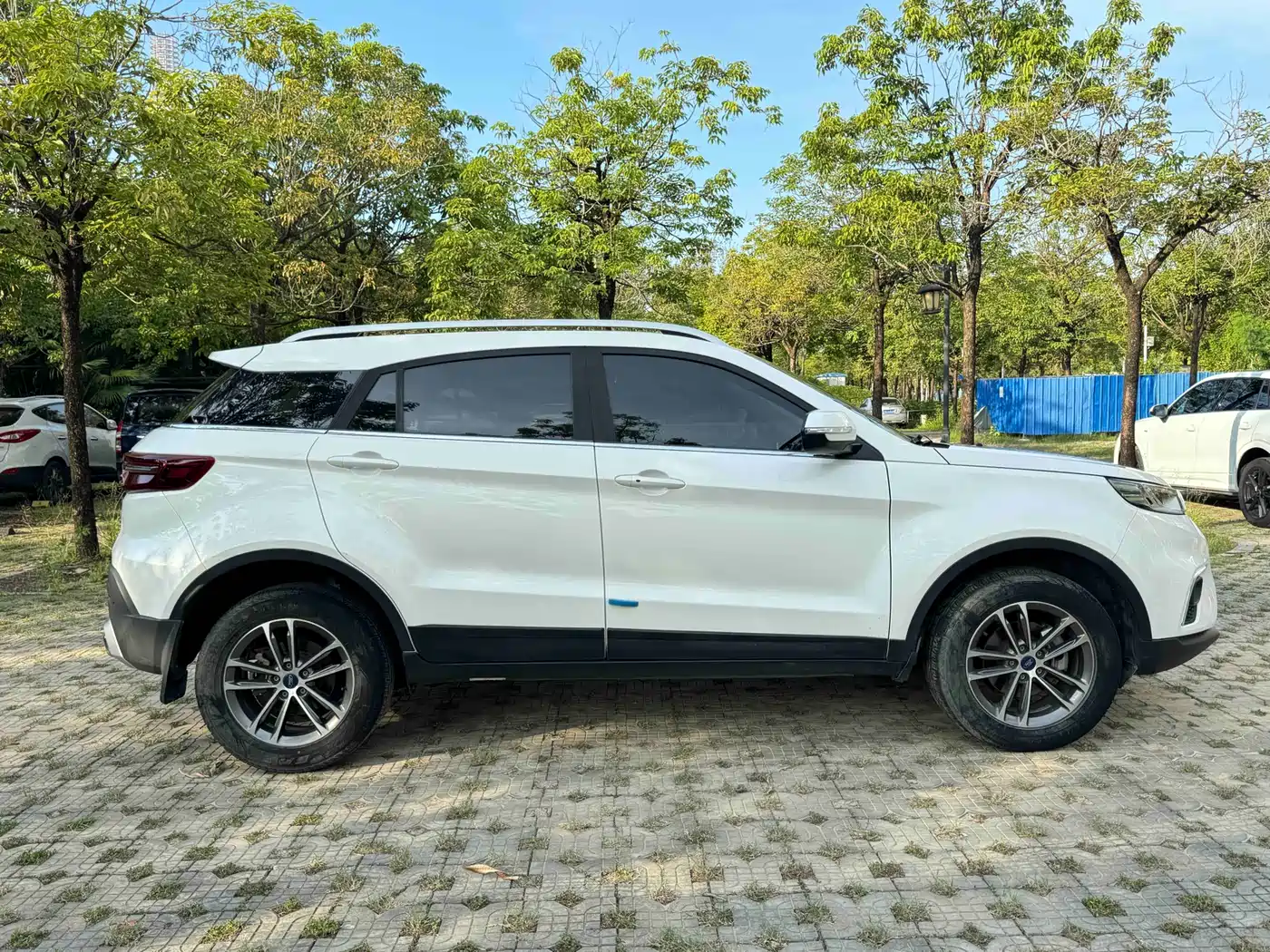 FORD TERRITORY