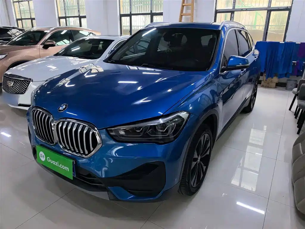 BMW X1 2020 sDrive20Li Fashion Model фото 2