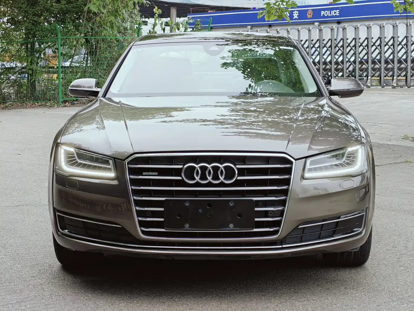 Audi A8 2014 A8L 45 TFSI quattro Luxury фото 2