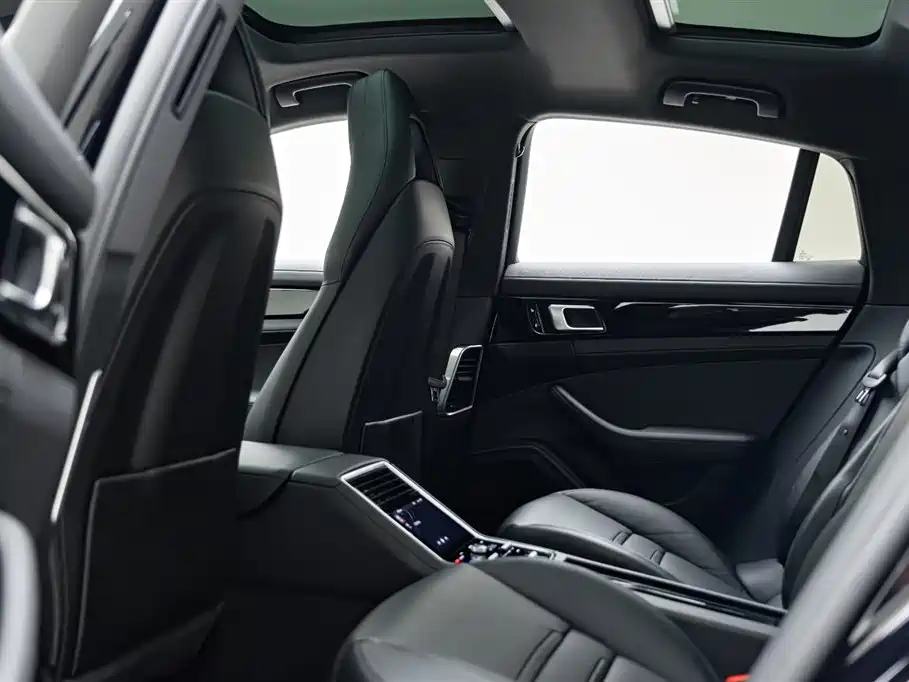 Porsche Panamera 2017 Panamera 3.0T фото 9