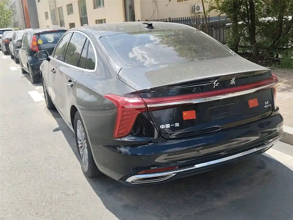 Hongqi H5 2023 2.0T Auto Smart Connect Flag Enjoy фото 9