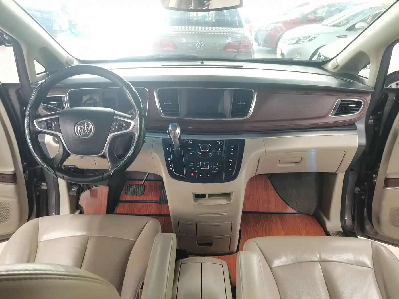 Buick GL8 2017 25S Luxury China V фото 6
